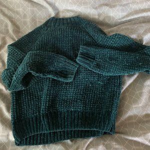 Soft velvety cropped sweater